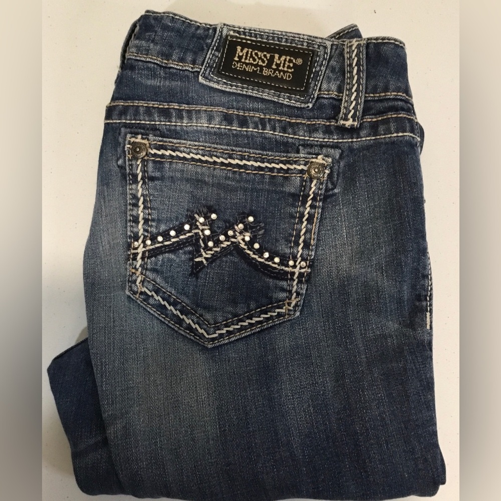 Miss Me Dark Blue straight leg Jeans with Rhinestone Pockets, Vintage